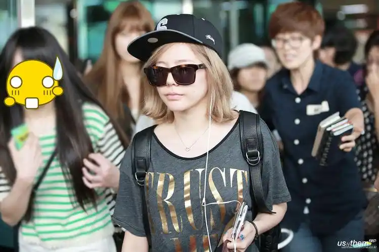 少女时代街拍 机场时尚 sunny李顺圭【转自少女时代吧】