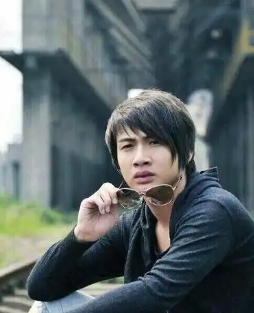 出道9年才走红的张彬彬:父母是我人生中,最大的"绊脚石"