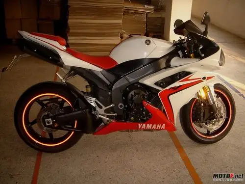 [已出售] 广西凭祥代友出台纯水2个月的06年yamaha-r1(￥50000元接