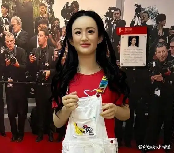 把人"丑哭"的明星蜡像,一个比一个出奇,看看你都看过哪些