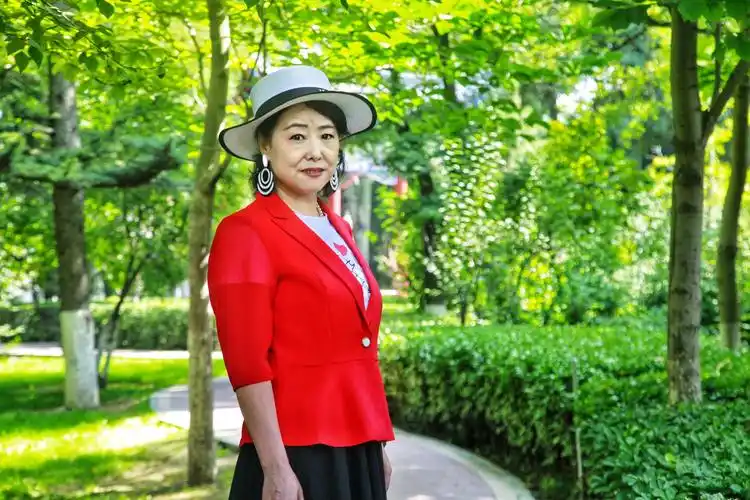 我给美大妈们当了一回摄影师