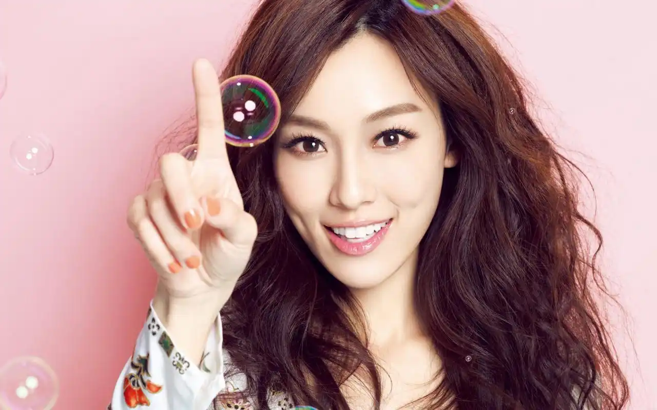 温暖天后范玮琪