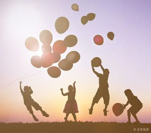 孩子_玩_气球_高兴_喜悦_概念_图片大全—全景创意图库(quanjing.