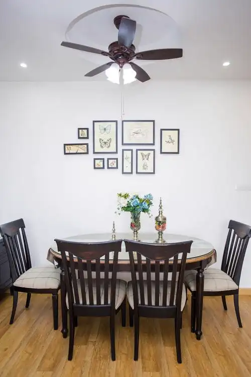 110平简约美式家餐厅背景墙图片