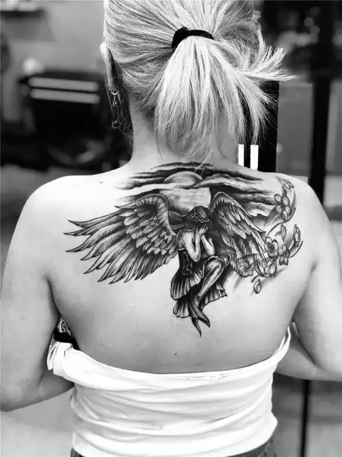 哭泣的天使#女生纹身#后背纹身 (2)