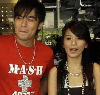 林俊杰苦追田馥甄未果,原来她早已芳心暗许