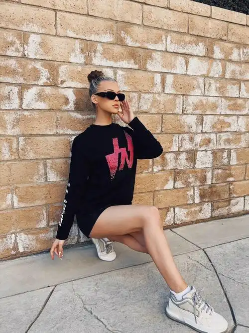 人间芭比lorengray78私服穿搭get