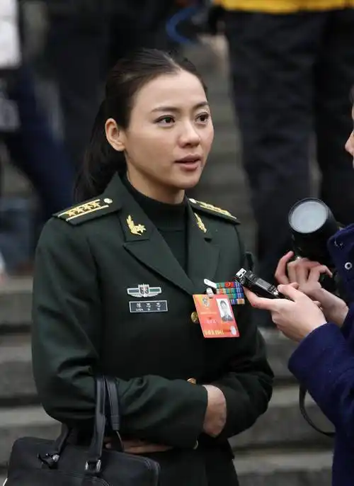 最美女歌唱家陈思思,由甜妹子,历炼为女汉子的人生_歌曲_中国_南方