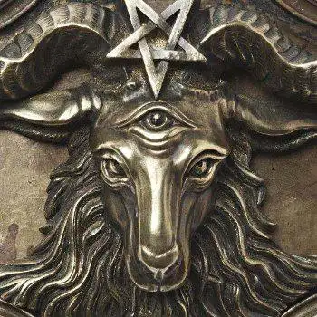 无直接相关 撒旦是古蛇,路西法是星辰,路西法和撒旦两者并无直接