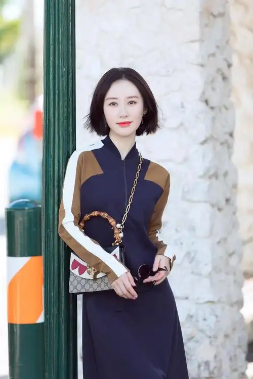 舒畅只剪了这款波波头短发瞬间大火起来而且气质提升不止一个度