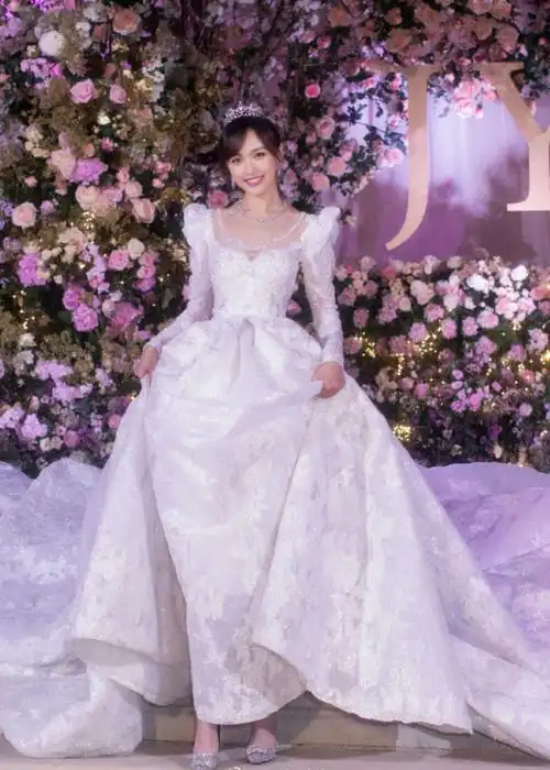 榭丽慕雪高定婚纱,每天都是双十一!