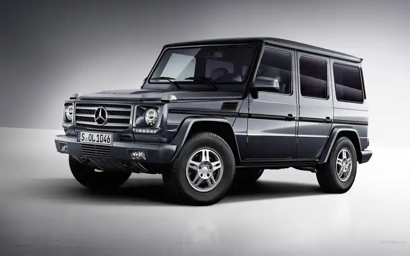 奔驰amg suv高清壁纸