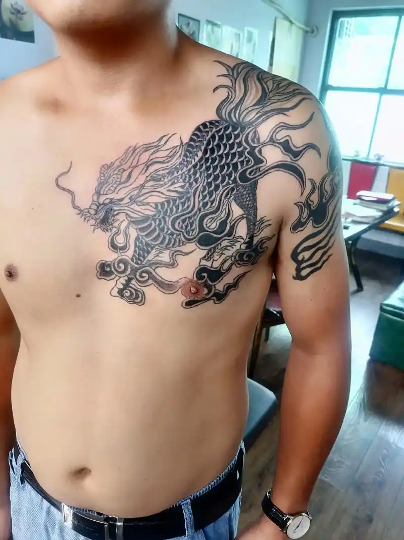 小哥同款麒麟墨缘刺青