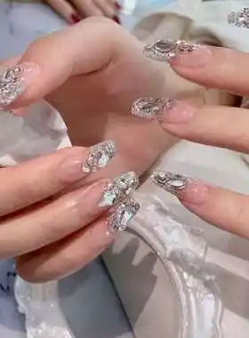 冰块穿戴甲指甲贴片美甲成品网红爆款2021可拆卸带钻直接贴的成品