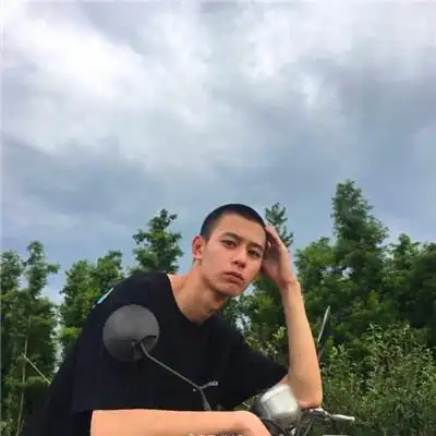 成熟男生头像图片真人