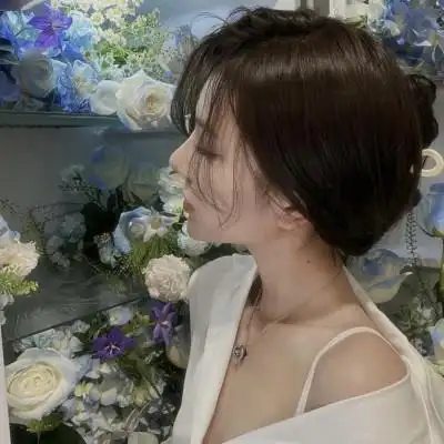 2023最火女生头像侧脸高级图片