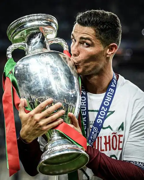 惠特摩尔近6场有5场得分上双期间真实命中率68%