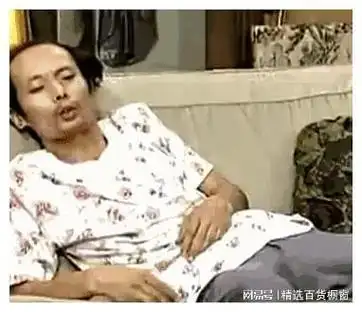 闹大了,全红婵用葛优躺和葛优合影,签名后没起身递