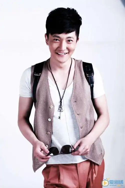 杠杆胥枫是谁演的_杠杆胥枫扮演者郭京飞个人资料