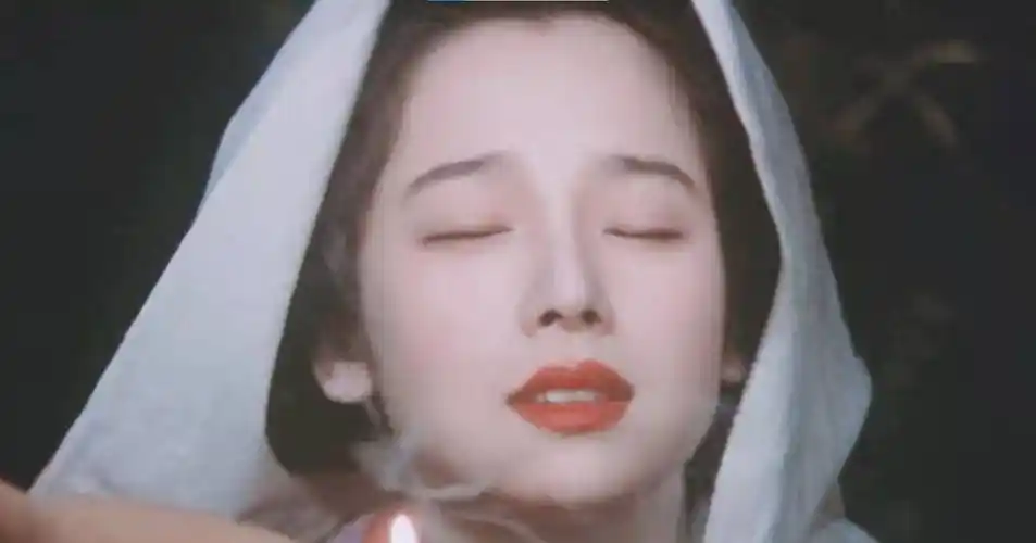 日本"昭和女神",纯欲天花板,为艺术献身的女星