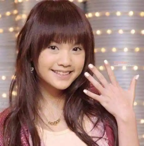 原创李荣浩为杨丞琳宣传称不知道和她在一起邓超活跃得像个高仿号