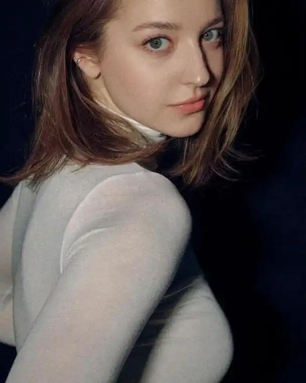 俄罗斯"天使"安吉丽娜·丹妮洛娃,金发碧眼人间绝色