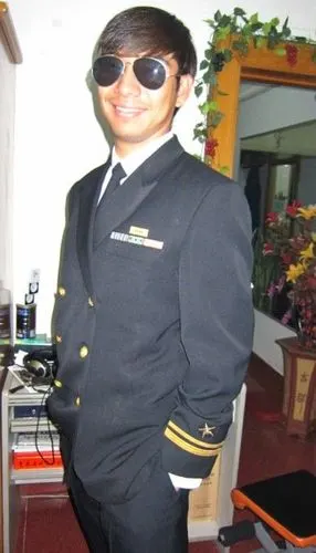 [原创]二战美军原品制服真人展示系列--(海军藏青冬常服)