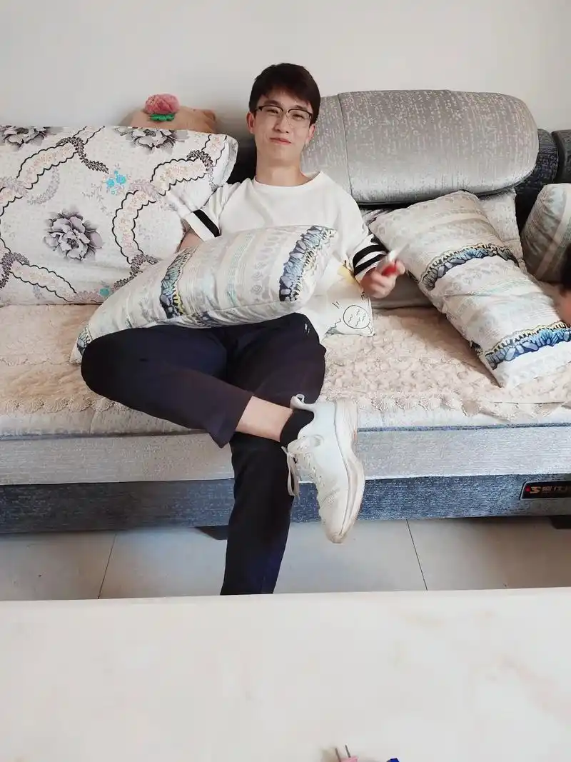 今天是8月1日建军节,同时也是我家小帅哥22岁的生日.儿子, - 抖音