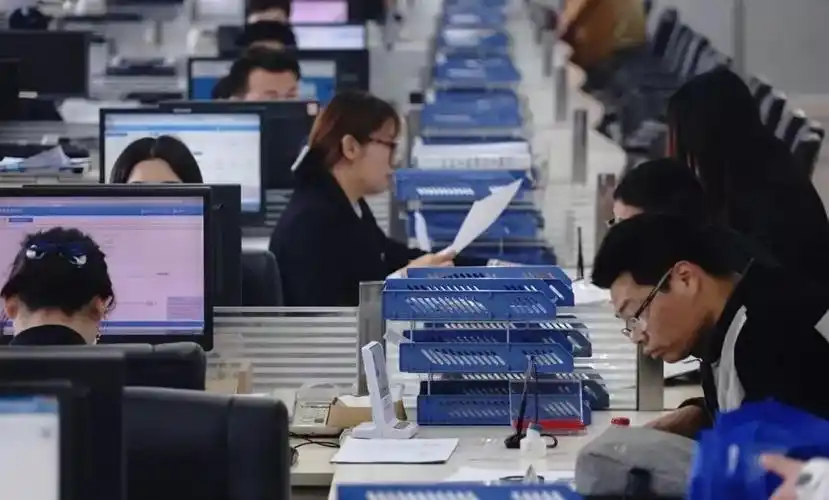 比10年前每天多工作近一小时!北京上班族,你还好吗?