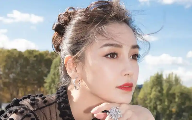 angelababy摩登黑色优雅性感图片桌面壁纸