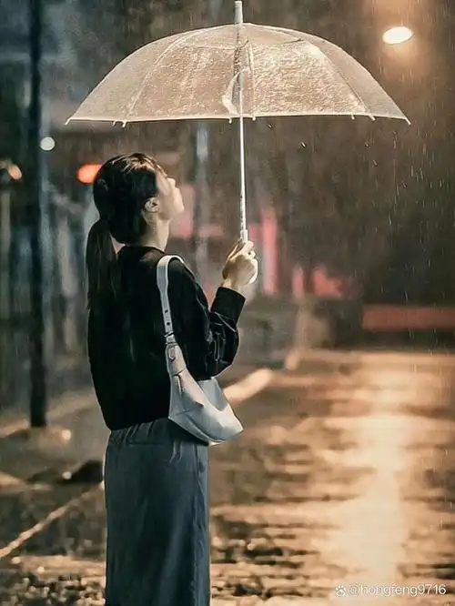 伤感时刻那些远去的背影