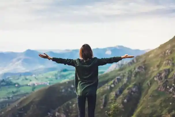 不想说话的成年人,已经不想讨好任何人|苦恼|车夫|沉默|误解|烂好人