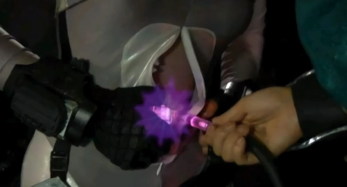 原创奥特曼被虐的最惨女奥特曼盘点皮套被撕碎网友太粗鲁了