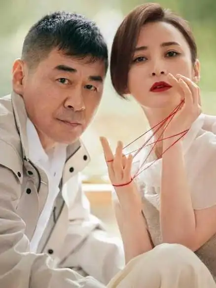 香港这一夜蒋勤勤勒出的赘肉治好了多少女人的身材焦虑