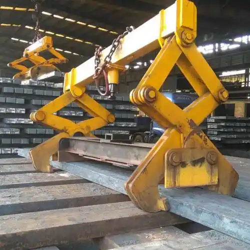 力夫特钢卷吊具日常维护及保养用后的钢卷吊具必须放在专用的架子上