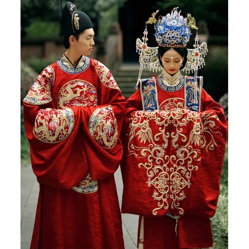 明制汉服婚服新娘结婚凤冠霞帔古装中国风情侣全套重工嫁衣马面裙