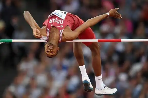 东京奥运会延期至明年,今年世界田坛跳高较为落寞,多哈世锦赛金牌得主