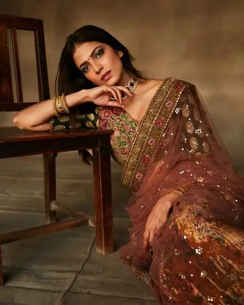 马拉维卡·莫哈南(malavika mohanan ),93年小姐姐,印度女演员,长相