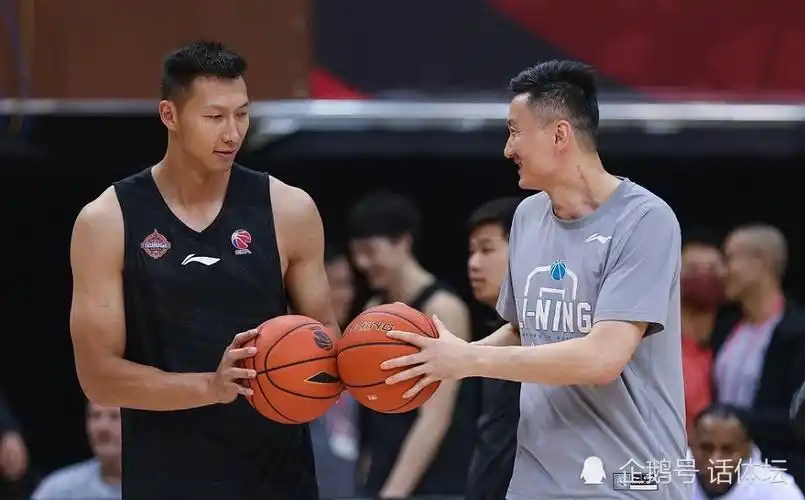 易建联韩德君或遭弃男篮终极12人杜锋用速度打造全新男篮