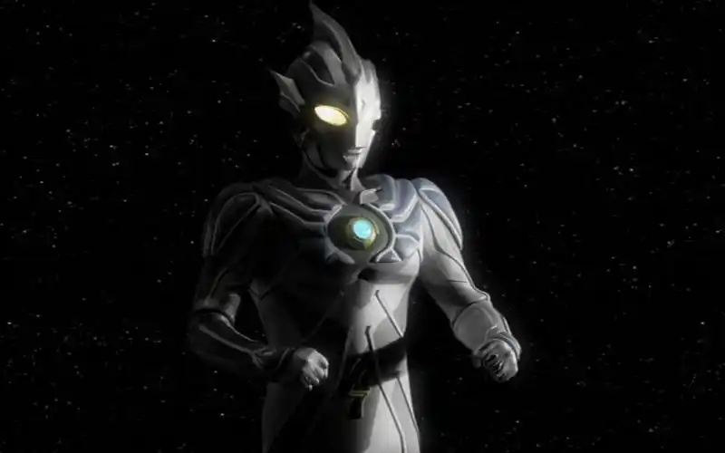 神秘四奥雷杰多奥特曼的两次登场