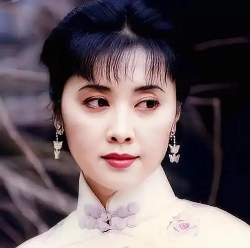 最美的女儿国国王～朱琳~美图集锦