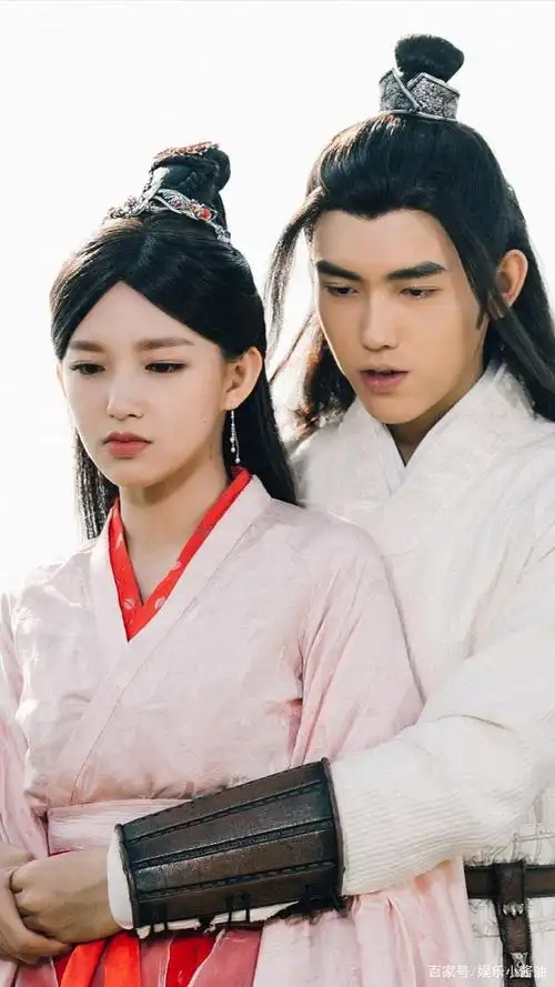 《天醒之路》程潇陈飞宇同框照分享,剧情是硬伤,可惜了!