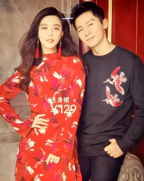 范冰冰李晨合体拍广告大家的焦点却在女方的腿上