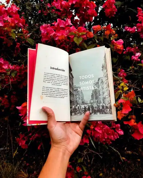 世界读书日书本图片公众号素材高清