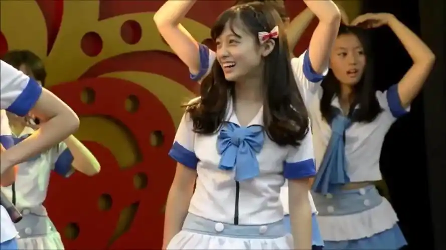 好可爱啊日本千年一遇美女桥本环奈初中生时候的跳舞视频