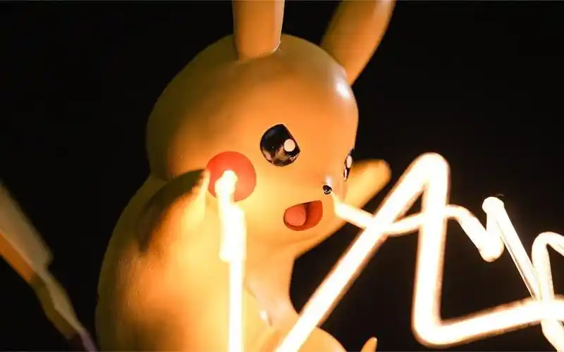 纯手工打造会放电的皮卡丘,十万伏特的威力有多大?