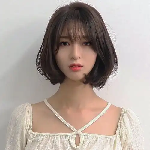 今年流行知性优雅的韩系发型,简单打理就很好看,换发型就这样剪