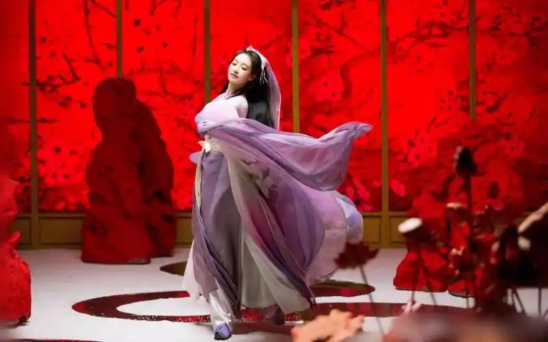 【宋茜】古装|仙女 舞低杨柳楼心月 歌尽桃花扇底风_哔哩哔哩_bili