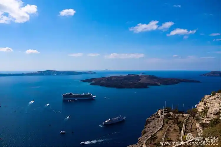 浪漫的蓝色爱琴海