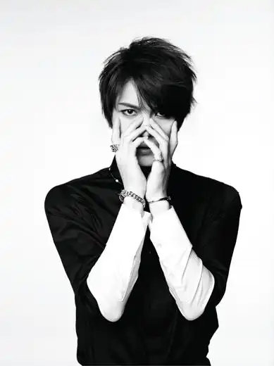 韩星金在中来台开唱 渴望全裸泡汤